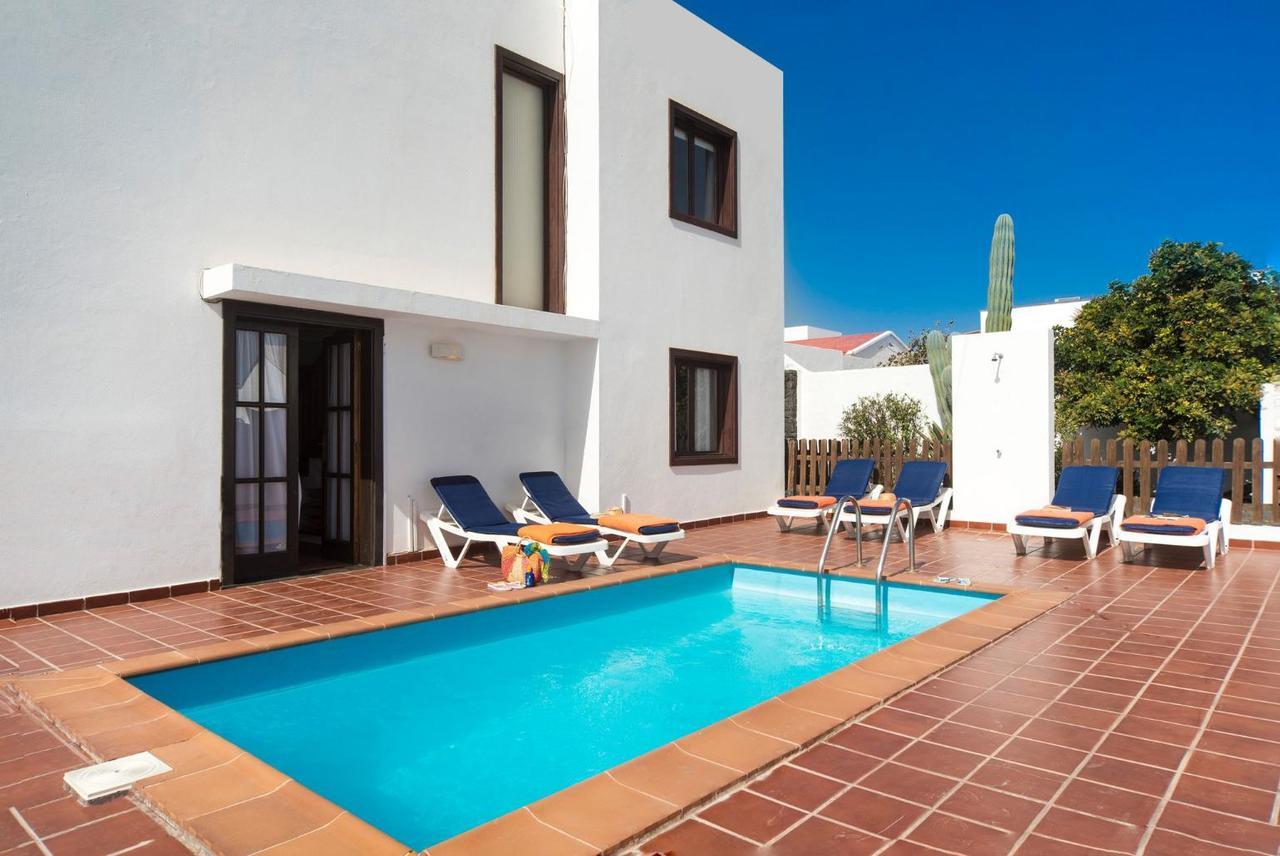 Villa Julianne 1 Puerto del Carmen  Eksteriør bilde